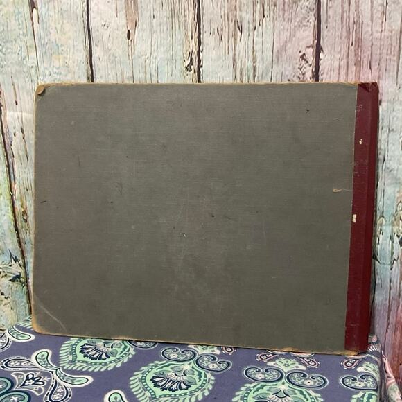 1942 “Marshmallow” By Clare Turlay Newberry - Picture 2 of 14